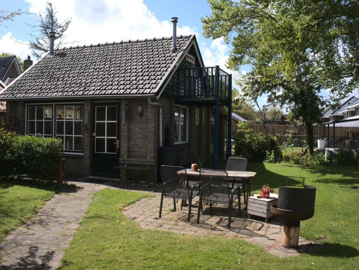 Small, Cute And Cozy Little Holiday Home Hippolytushoef Exterior foto